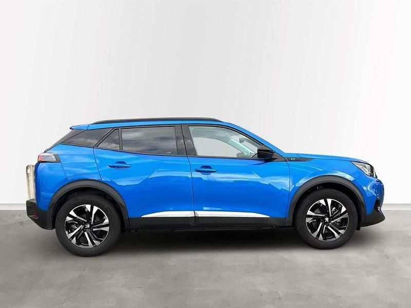 Gebraucht Peugeot e-2008 Allure 100 kW (136 PS) 2022 Blau SUV
