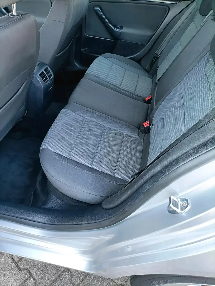 Gebraucht VW Golf VI 140 PS (102 kW) 2011 Silber Kombi