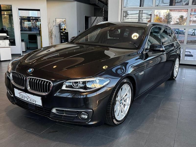 Gebraucht BMW 520 Sport Line 190 PS (139 kW) 2016 Braun Limousine