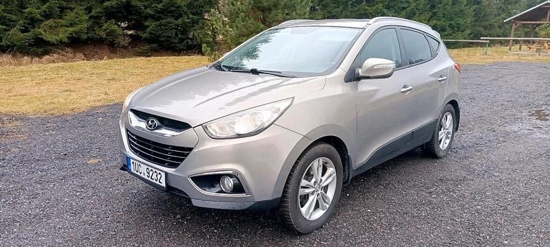 Braun Gebraucht 2011 Hyundai ix35 SUV | 6.599 € (Superpreis) - Bild 1/4