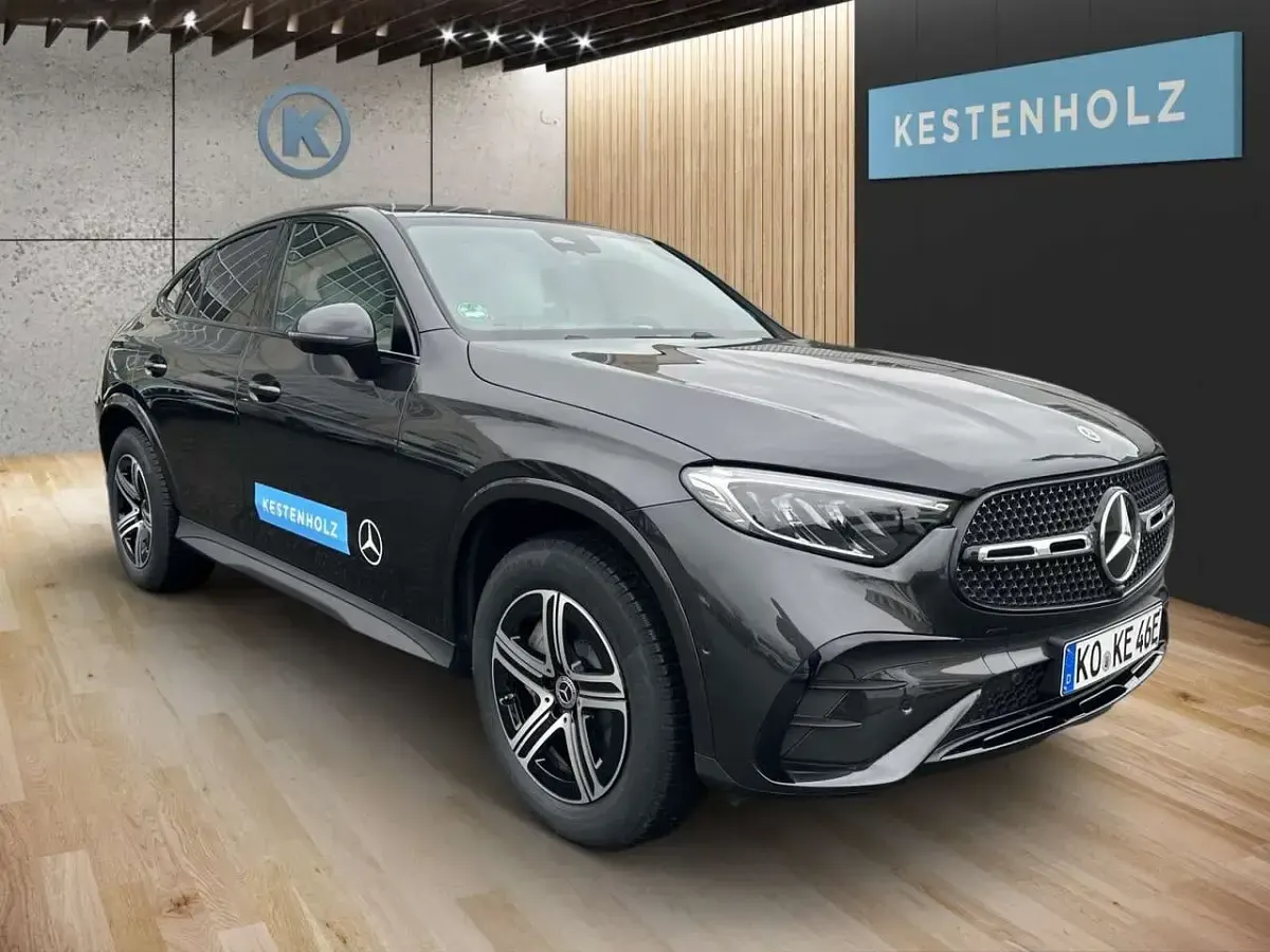 Gebraucht Mercedes GLC300de AMG 197 PS (144 kW) 2026 Grau Coupé
