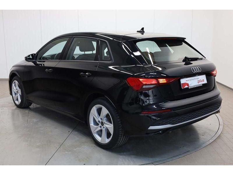 Second-hand Audi A3 Advanced 150 CP (110 kW) 2025 Negru Berlinǎ