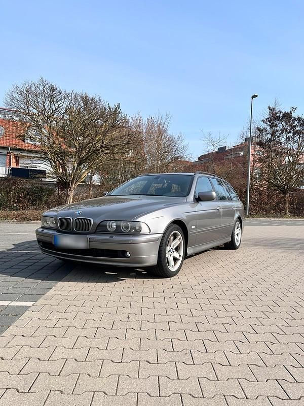 Gebraucht BMW 525 192 PS (141 kW) 2002 Grau Kombi