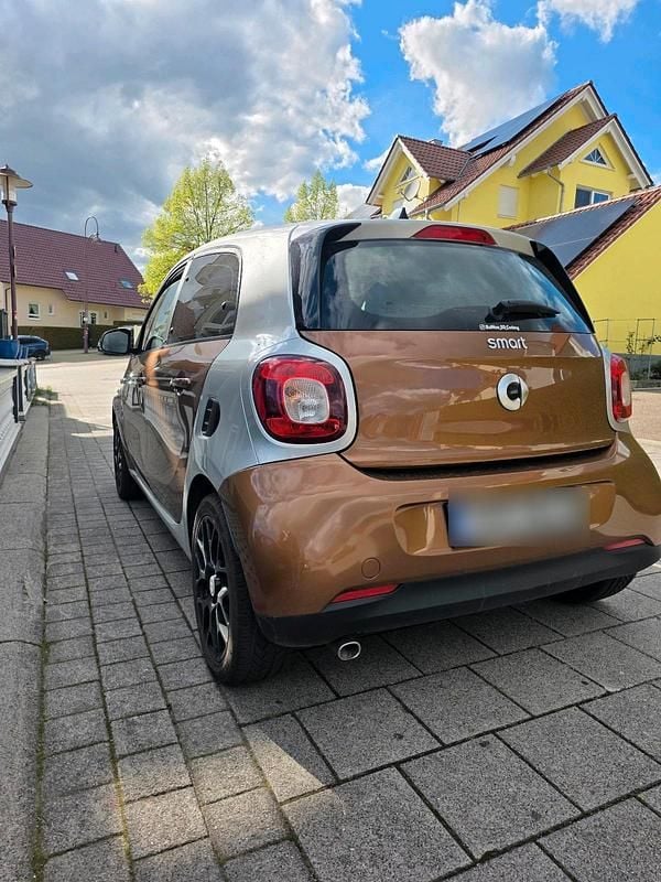 Usado Smart ForFour 90 HP (66 kW) 2017 Castanho Citadino