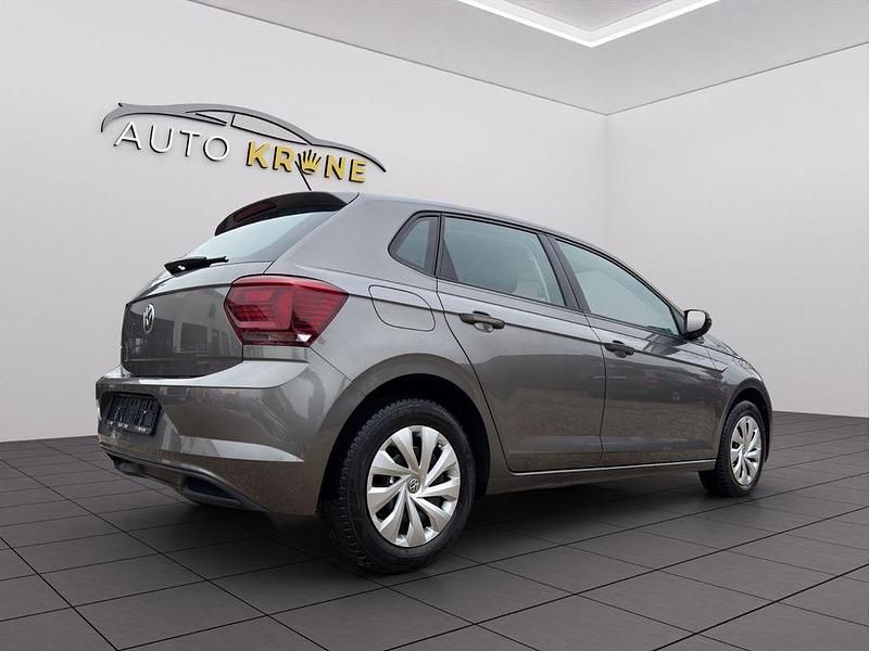 Gebraucht VW Polo Comfortline 65 PS (47 kW) 2018 Grau Kleinwagen