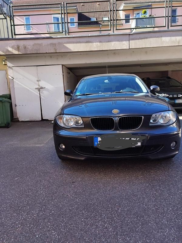 Gebraucht BMW 120 150 PS (110 kW) 2005 Grau Kleinwagen