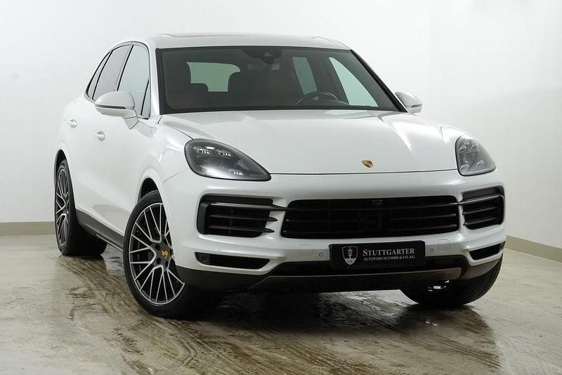 Weiß Gebraucht 2018 Porsche Cayenne S Chrono SUV | 50.900 € (Guter Preis) - Bild 1/4