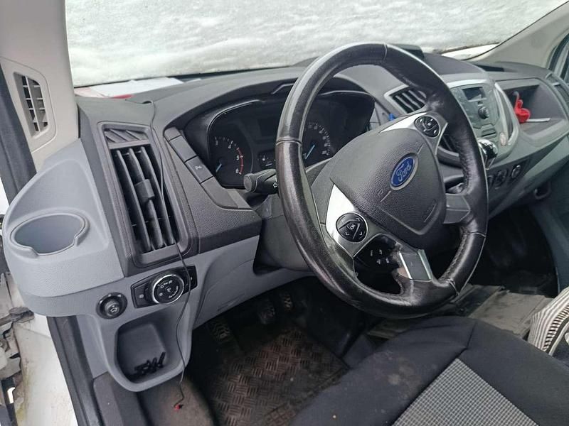 Gebraucht Ford Transit Basis 131 PS (96 kW) 2017 Weiß Pickup