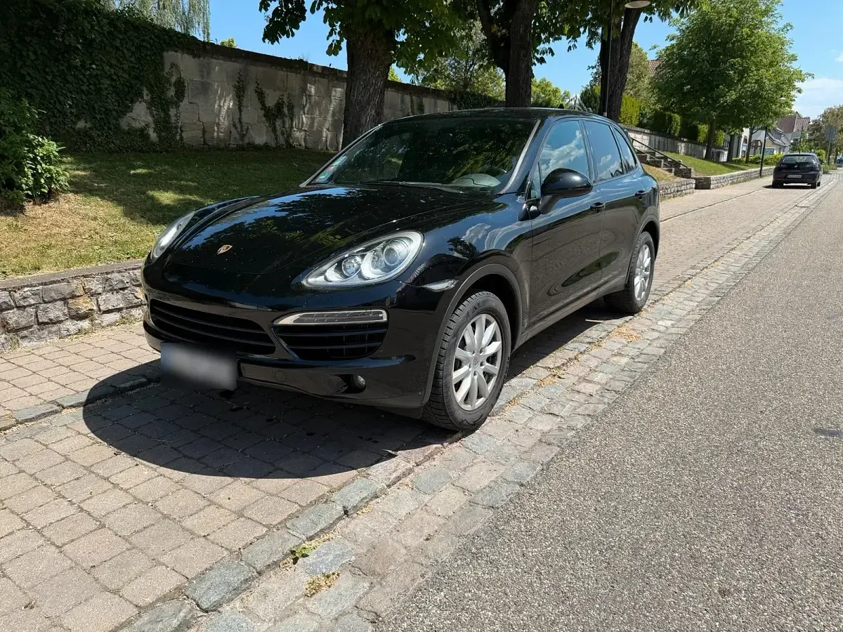 Gebraucht Porsche Cayenne 245 PS (180 kW) 2012 Schwarz SUV