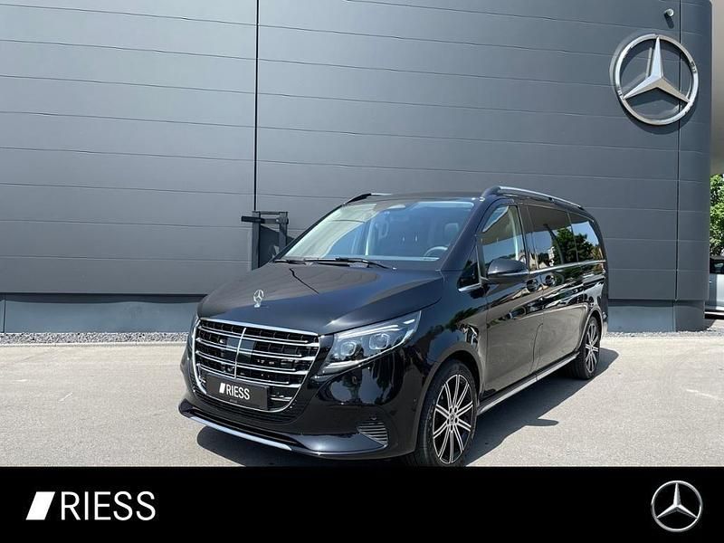 Obsidianschwarz Gebraucht 2025 Mercedes V300 Exclusive Van / Kleinbus | 95.379 € - Bild 1/4