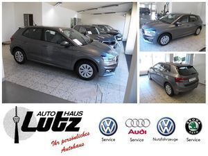 Grau graphite grau metallic Gebraucht 2024 Skoda Fabia Selection Limousine | 21.950 € (Fairer Preis) - Bild 1/4