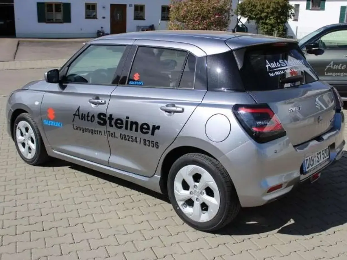 Gebraucht Suzuki Swift Comfort 83 PS (61 kW) 2025 Premium silver Kleinwagen