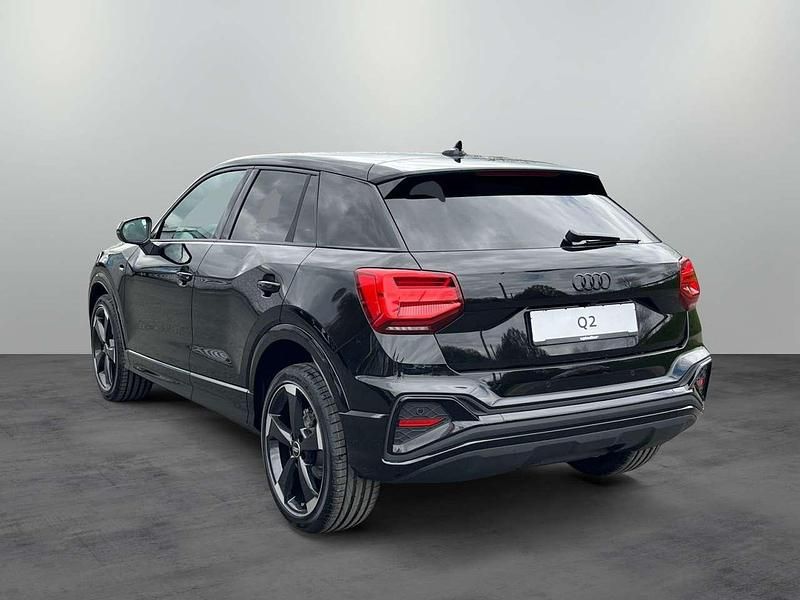 Neu Audi Q2 S-Line 150 PS (110 kW) 2026 Mythosschwarz metallic SUV