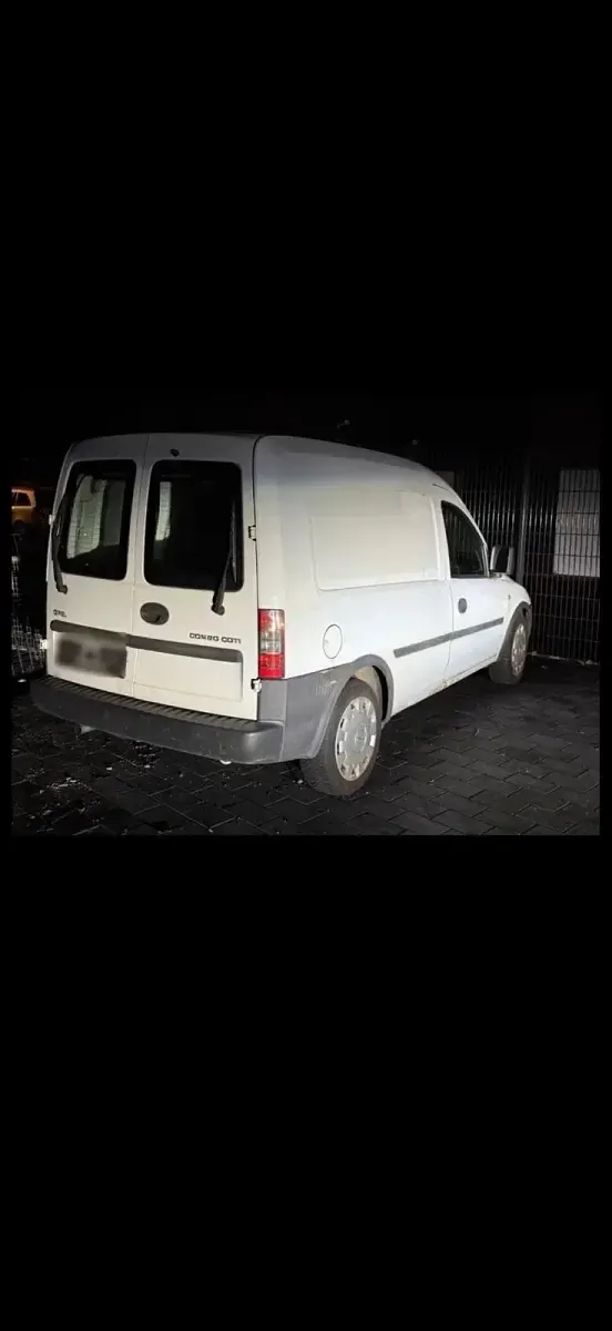 Usado Opel Combo 75 HP (55 kW) 2007 Branco Monovolume