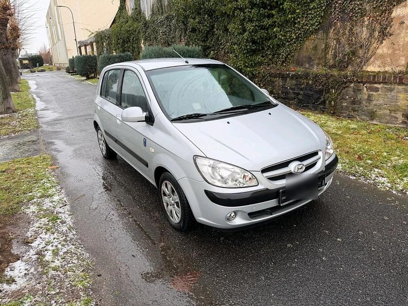 Gebraucht Hyundai Getz 63 PS (46 kW) 2006 Silber Kleinwagen