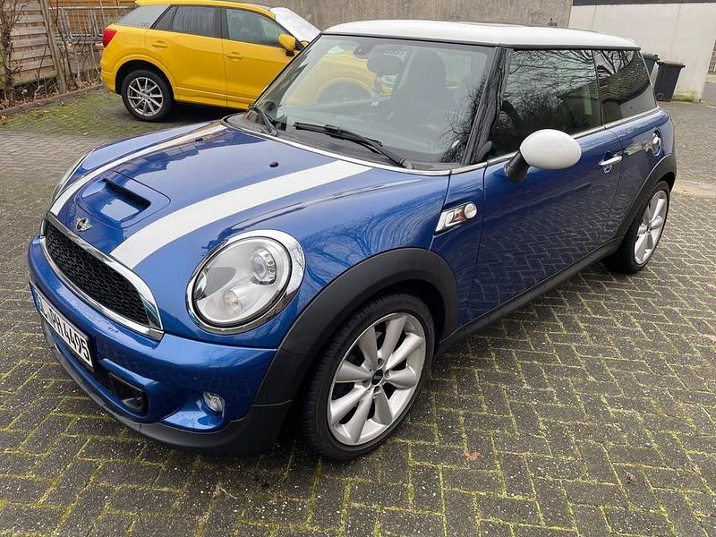 Blau Gebraucht 2013 Mini Cooper SD Kleinwagen | 7.900 € (Fairer Preis) - Bild 1/4