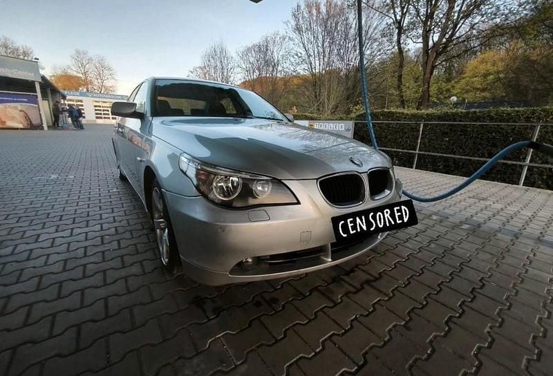 Second-hand BMW 525 177 CP (130 kW) 2005 Argintiu Berlinǎ