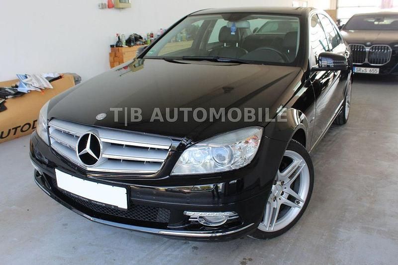 Schwarz Gebraucht 2009 Mercedes C350 Limousine | 8.990 € (Fairer Preis) - Bild 1/4
