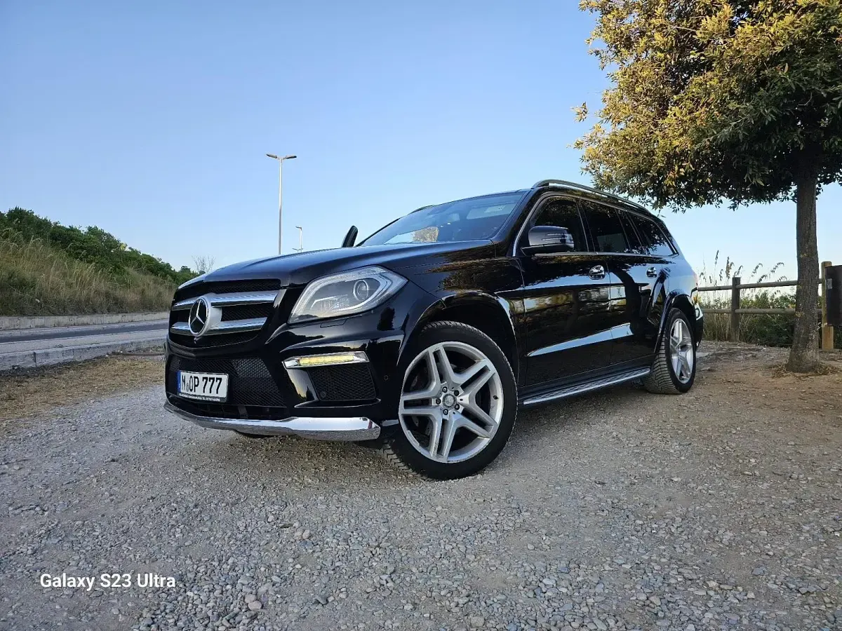 Gebraucht Mercedes GL550 440 PS (323 kW) 2015 Schwarz SUV