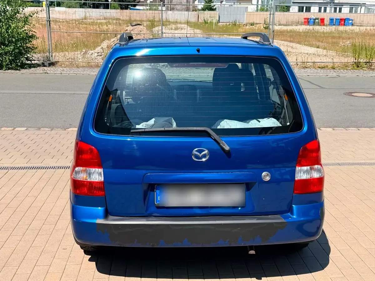 Gebraucht Mazda Demio 75 PS (55 kW) 2003 Blau Kleinwagen