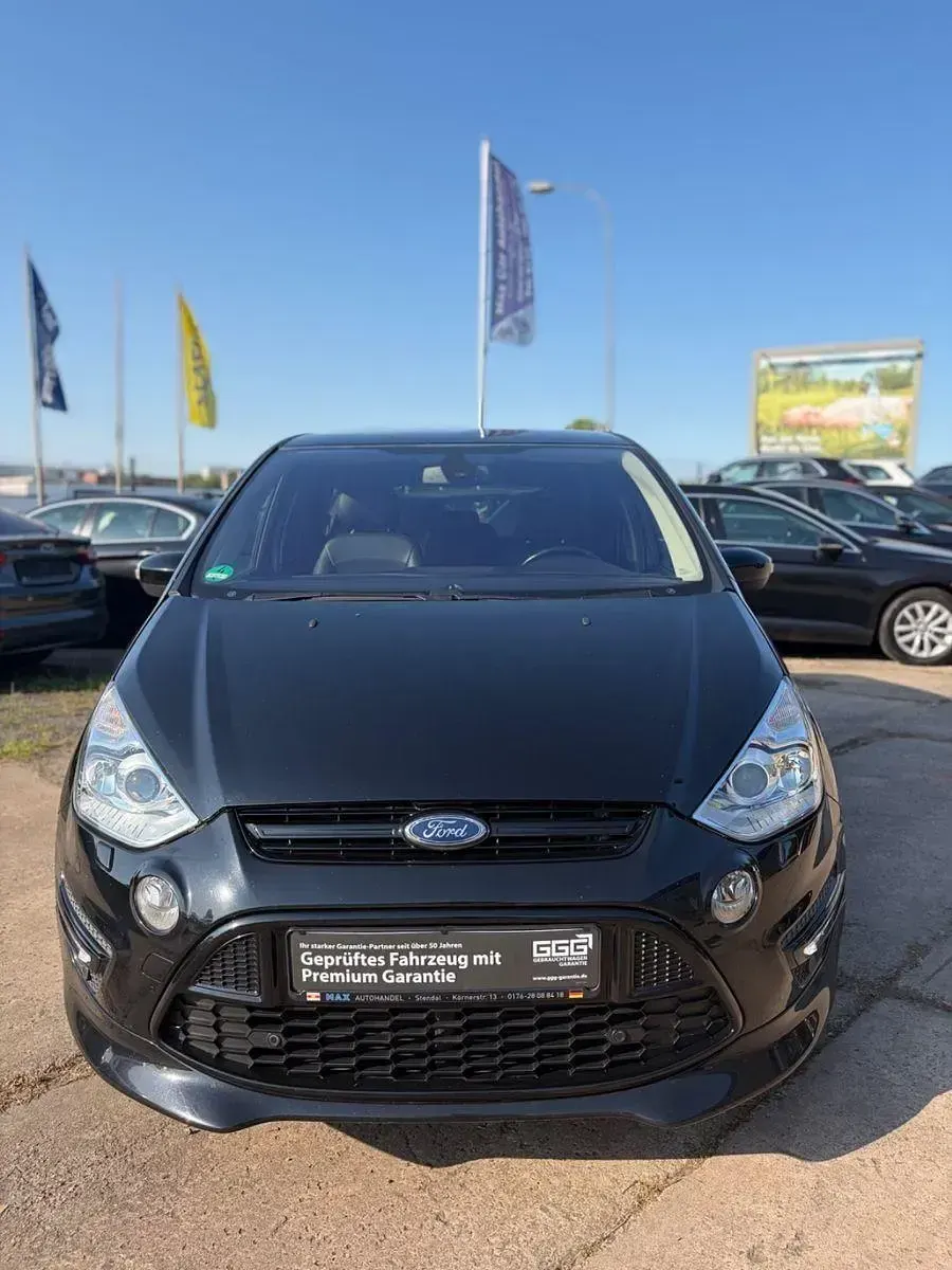 Gebraucht Ford S-MAX Titanium S 163 PS (119 kW) 2010 Schwarz Van / Kleinbus