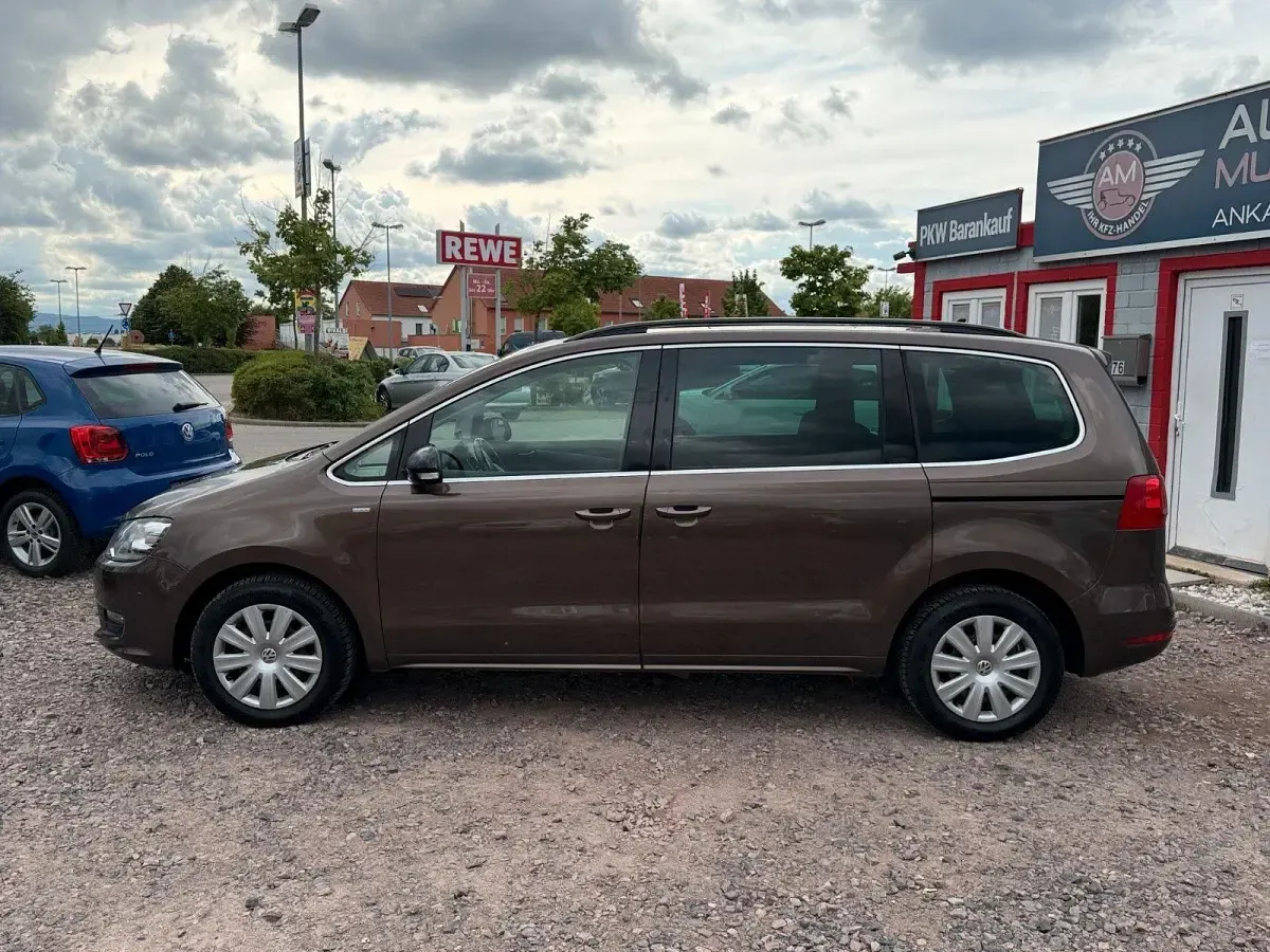 Gebraucht VW Sharan Match 150 PS (110 kW) 2012 Braun Van / Kleinbus