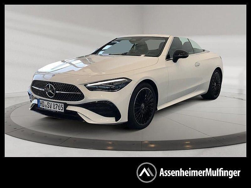 Weiss unilack polarweiss Gebraucht 2025 Mercedes 180 Limousine | 58.790 € - Bild 1/4