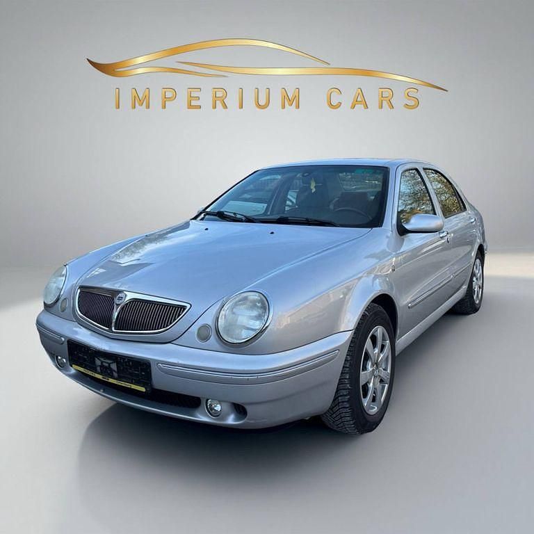 Silber Gebraucht 2001 Lancia Lybra Limousine | 3.900 € - Bild 1/4
