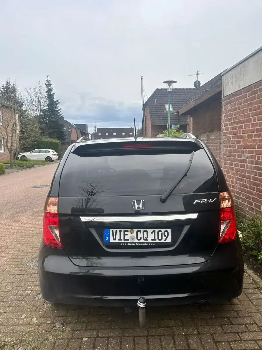 Gebraucht Honda FR-V 140 PS (102 kW) 2007 Schwarz Van / Kleinbus