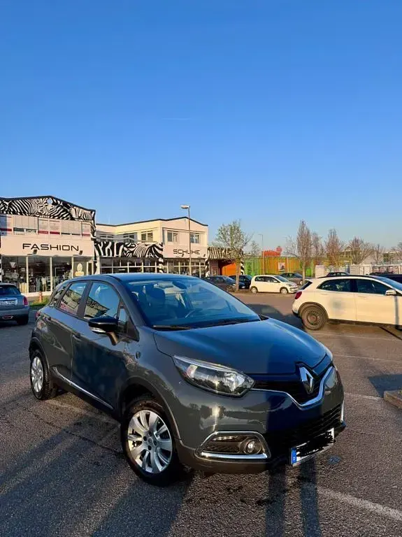 Gebraucht Renault Captur 90 PS (66 kW) 2015 Blau SUV