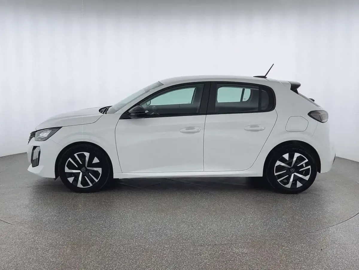 Gebraucht Peugeot 208 Active 75 PS (55 kW) 2024 Weiß Kleinwagen