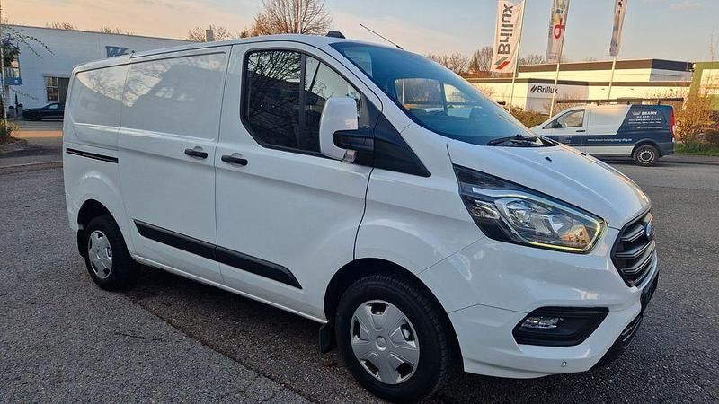 Gebraucht Ford Transit Custom 131 PS (96 kW) 2021 Weiß Van / Kleinbus