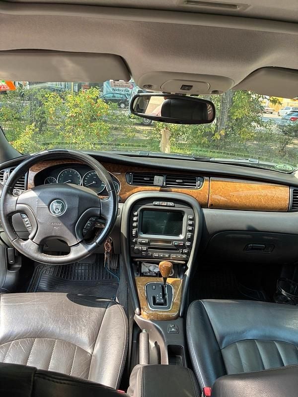 Schwarz Gebraucht 2003 Jaguar X-type Limousine | 6.500 € - Bild 1/4