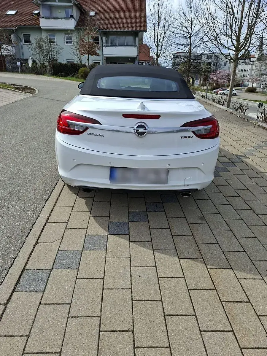 Gebraucht Opel Cascada 200 PS (147 kW) 2018 Weiß Cabrio