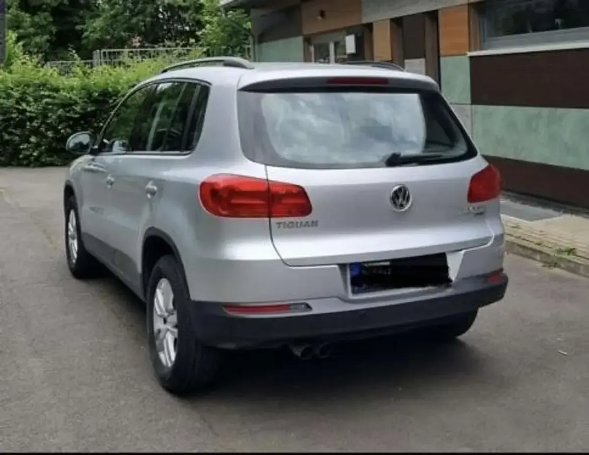 Gebraucht VW Tiguan Trendline 140 PS (102 kW) 2014 Grau SUV