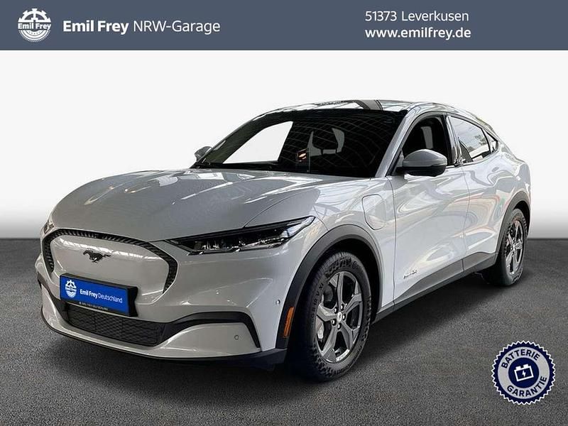 Space white metallic Gebraucht 2024 Ford Mustang Mach-E SUV | 36.760 € (Guter Preis) - Bild 1/2