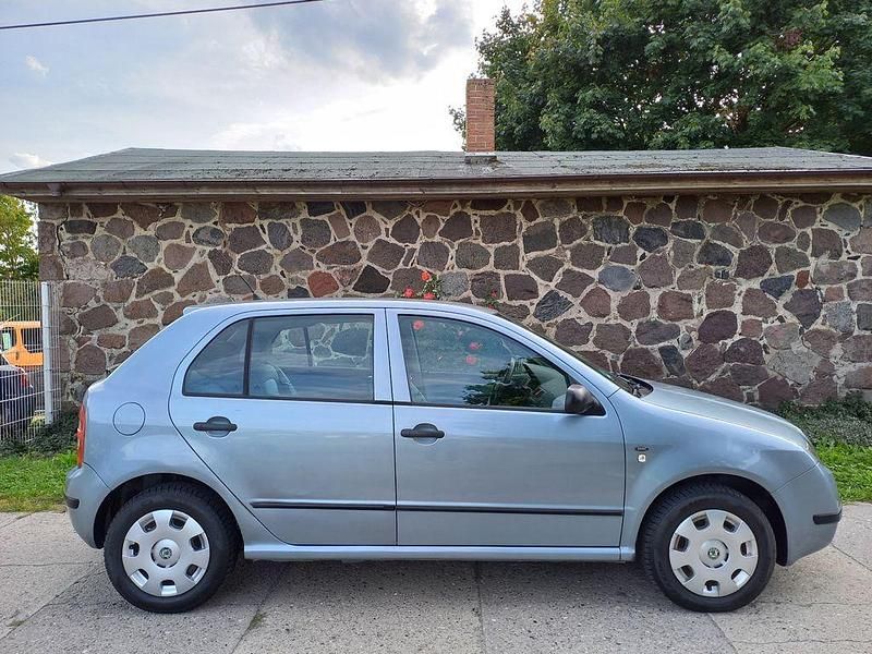 Gebraucht Skoda Fabia Comfort 75 PS (55 kW) 2002 Blau Kleinwagen