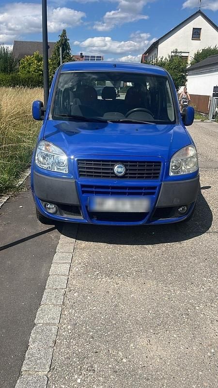 Blau Gebraucht 2006 Fiat Doblò Van / Kleinbus | 1.800 € (Superpreis) - Bild 1/4