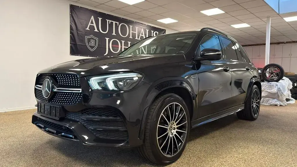 Gebraucht Mercedes 350 AMG line 194 PS (142 kW) 2021 Schwarz SUV