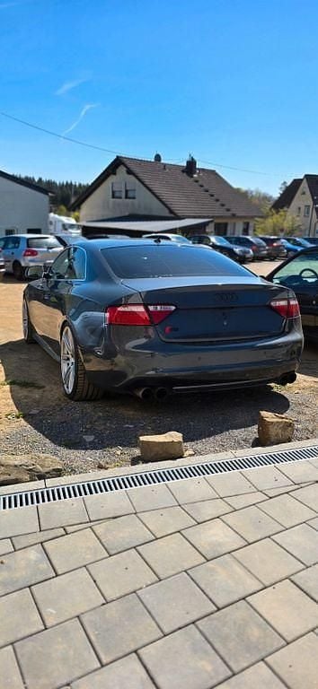 Używany Audi S5 Performance 354 KM (260 kW) 2008 Szary Coupe
