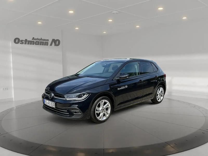 Gebraucht VW Polo Style 95 PS (69 kW) 2024 Deep black perleffekt Kleinwagen