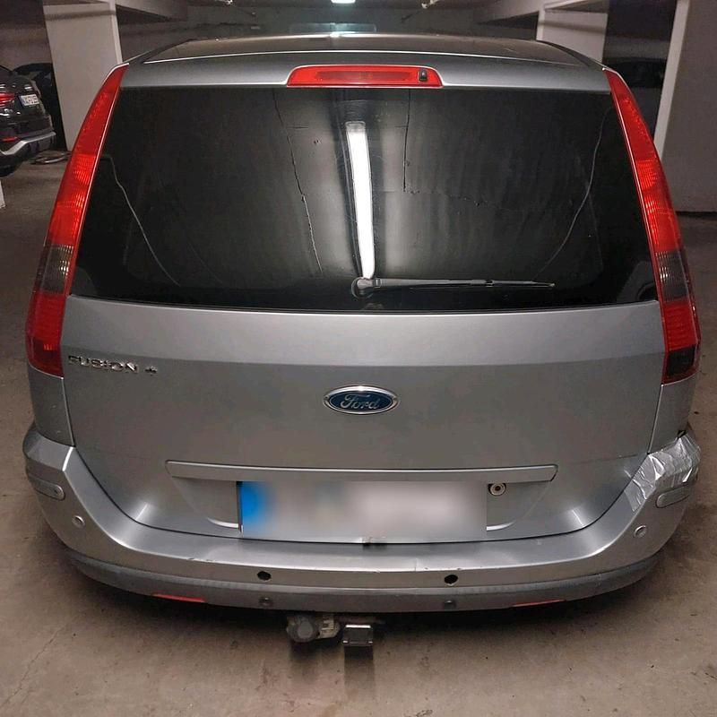 Gebraucht Ford Fusion 101 PS (74 kW) 2005 Silber Kleinwagen