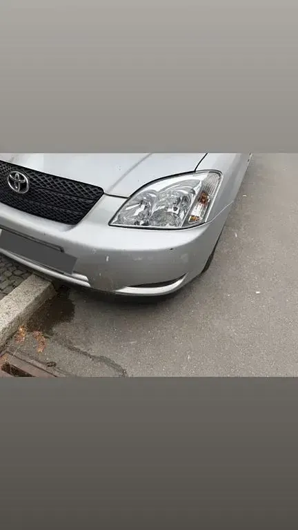 Gebraucht Toyota Corolla 110 PS (80 kW) 2003 Silber Kombi