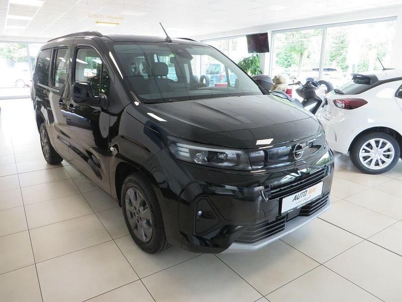 Schwarz Gebraucht 2025 Opel Combo Life Van / Kleinbus | 31.980 € (Teuer) - Bild 1/4