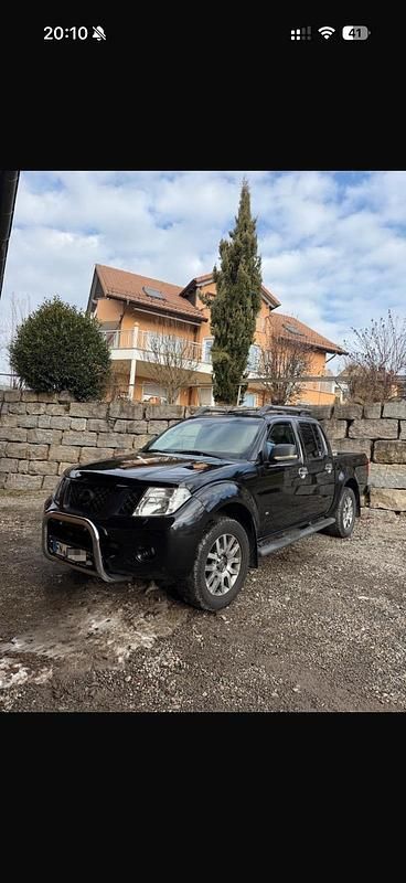 Gebraucht Nissan Navara 231 PS (169 kW) 2010 Schwarz Pickup