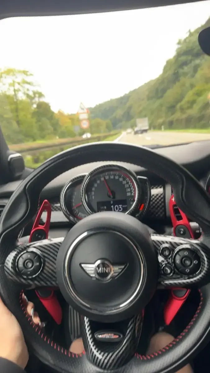 Gebraucht Mini John Cooper Works 231 PS (169 kW) 2017 Schwarz Kleinwagen