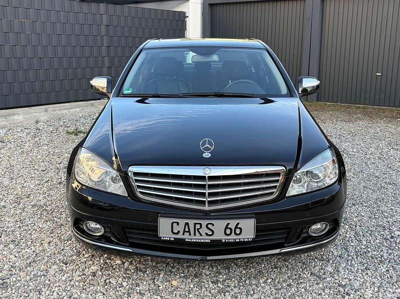 Gebraucht Mercedes C220 170 PS (125 kW) 2007 Obsidianschwarz  metalliclack Limousine
