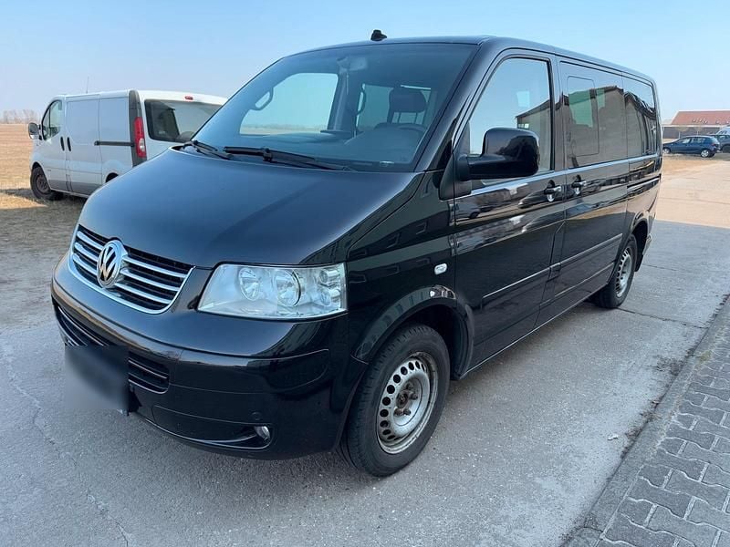 Second-hand VW T5 174 CP (127 kW) 2005 Negru Van