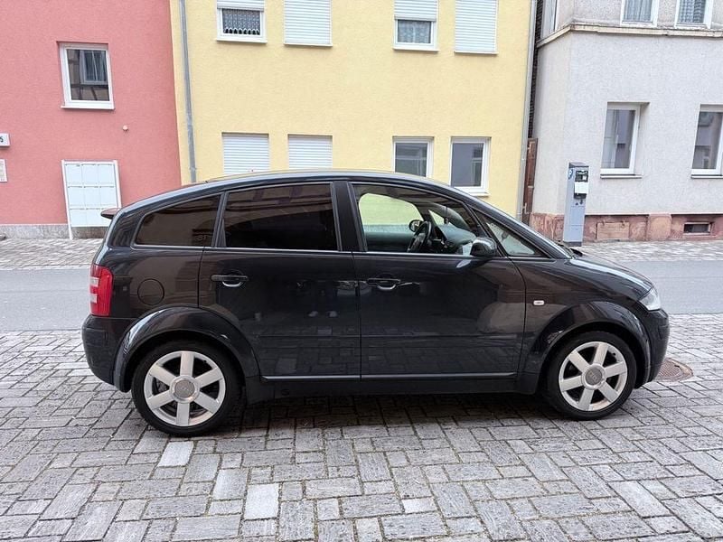 Gebraucht Audi A2 75 PS (55 kW) 2002 Schwarz Kleinwagen
