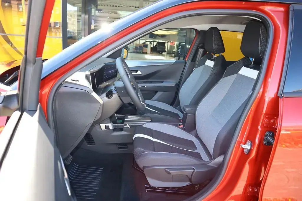 Neu Opel Frontera 83 kW (113 PS) 2025 Orange SUV